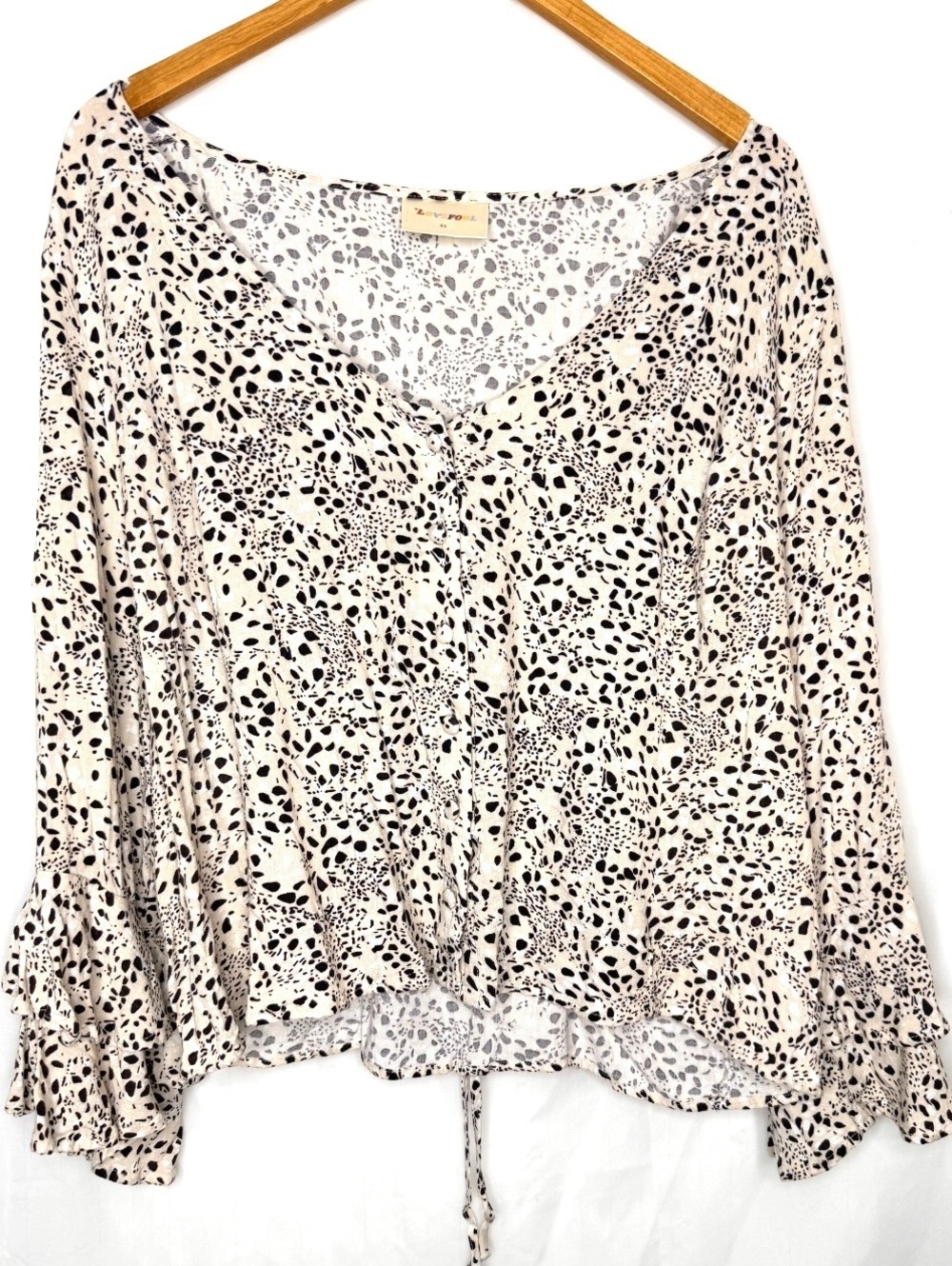 LoveFool 100% Rayon Abstract Leopard Print Button Front Ruffle Sleeve Top